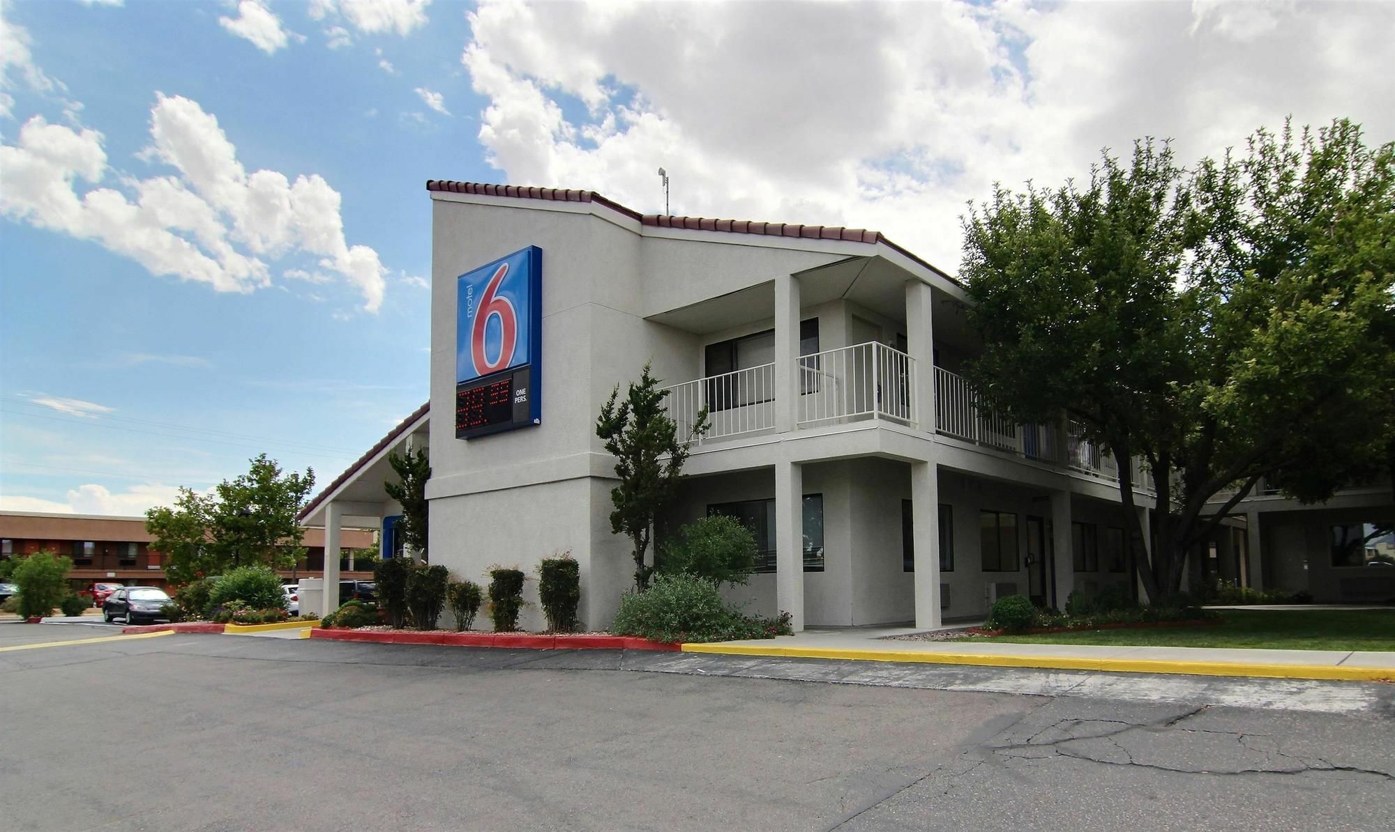 Economy Inn Albuquerque Exterior photo